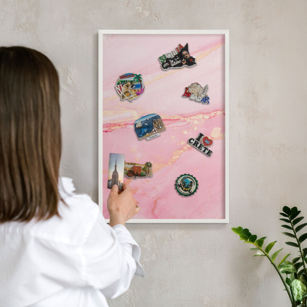 Tablero magnético de pared para imanes con marco blanco Elegancia rosa
