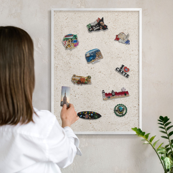 Tablero magnético de pared para imanes con marco blanco Fondo delicado
