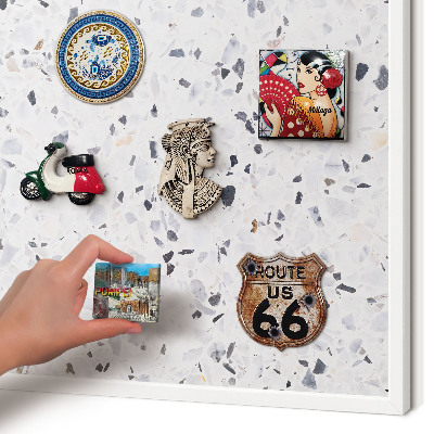 Tablero magnético de pared para imanes con marco blanco Estilo terrazo