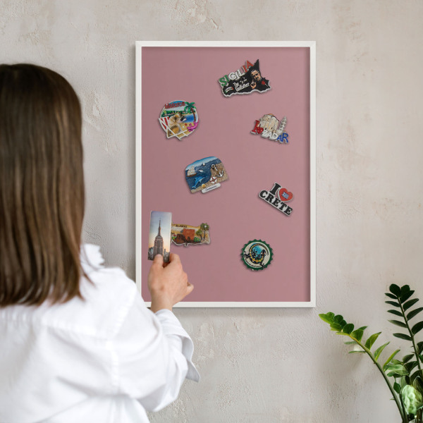 Tablero magnético metálico para souvenirs en color blanco Rosa empolvado