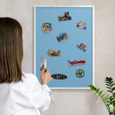 Tablero magnético de pared para imanes con marco blanco Color azul