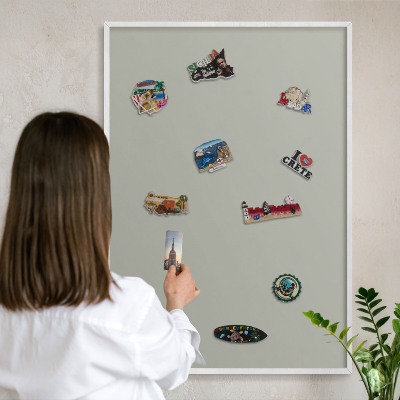 Tablero magnético metálico para souvenirs en color blanco Gris neutro