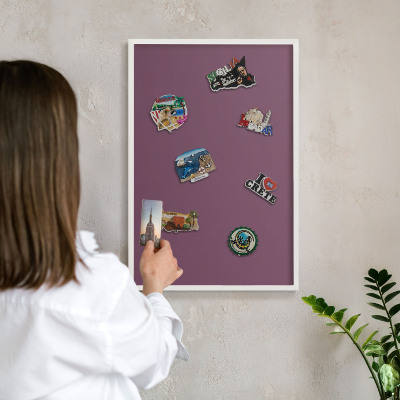 Tablero magnético metálico para souvenirs en color blanco Color púrpura