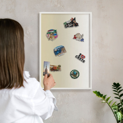 Tablero magnético metálico para souvenirs en color blanco Degradado crema