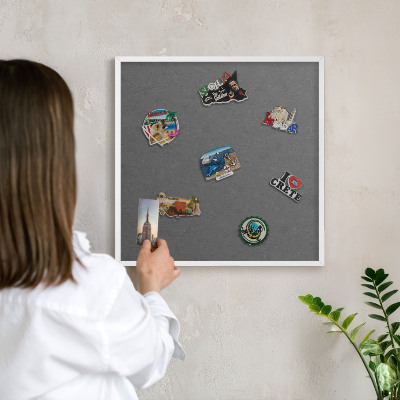 Tablero magnético metálico para souvenirs en color blanco Textura gris