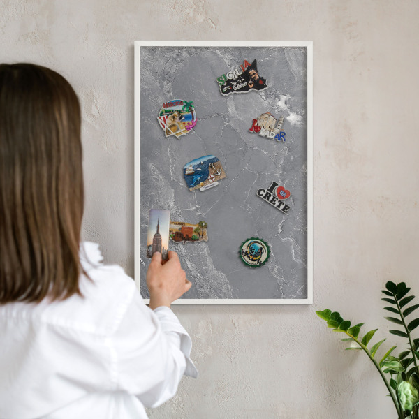 Tablero magnético de pared para imanes con marco blanco Mármol gris