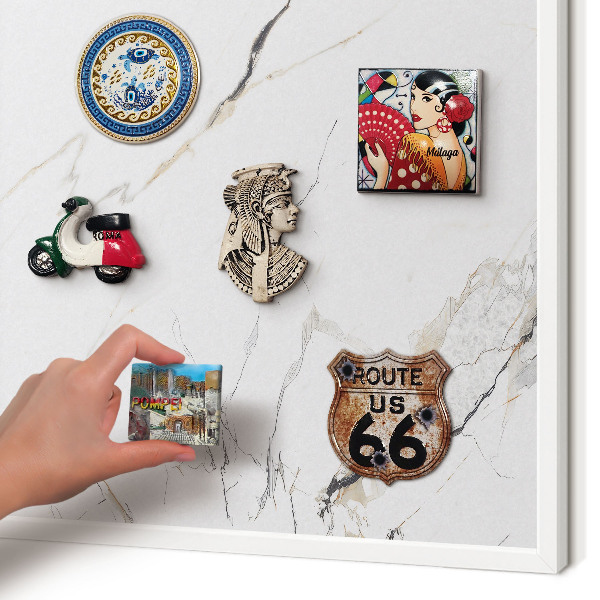 Tablero magnético de pared para imanes con marco blanco Elegancia moderna