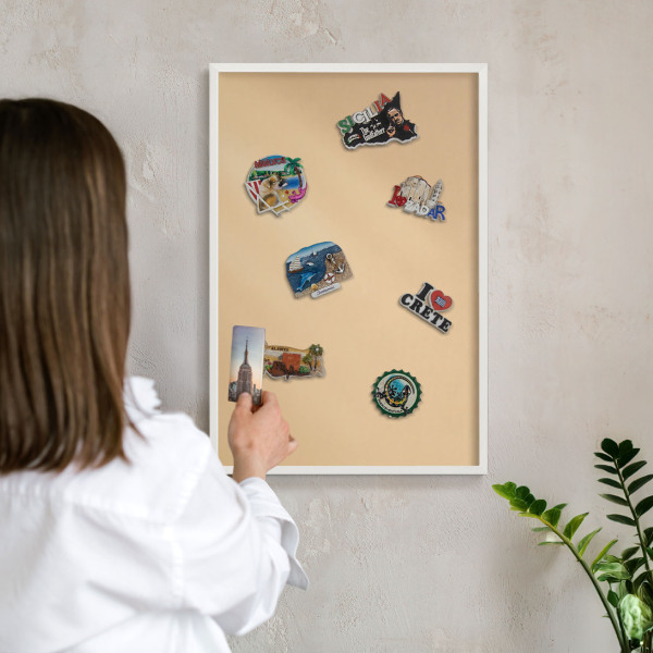Tablero magnético metálico para souvenirs en color blanco Armonía cremosa