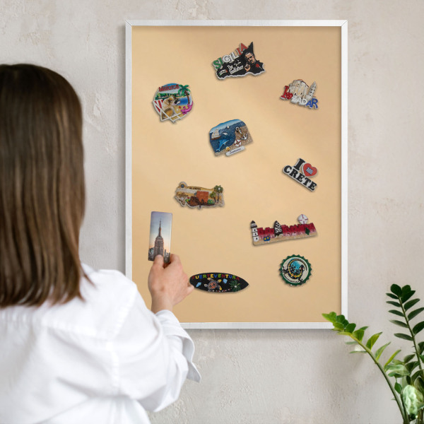 Tablero magnético metálico para souvenirs en color blanco Armonía cremosa