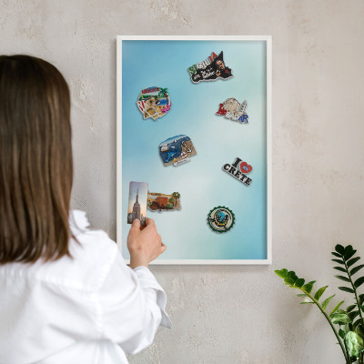 Tablero magnético metálico para souvenirs en color blanco Cielo azul