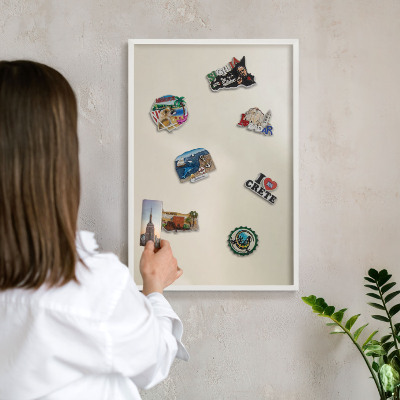 Tablero magnético metálico para souvenirs en color blanco Tono de niebla