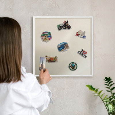 Tablero magnético metálico para souvenirs en color blanco Tono de niebla