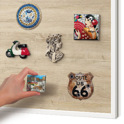 Tablero magnético de pared para imanes con marco blanco Fondo de madera