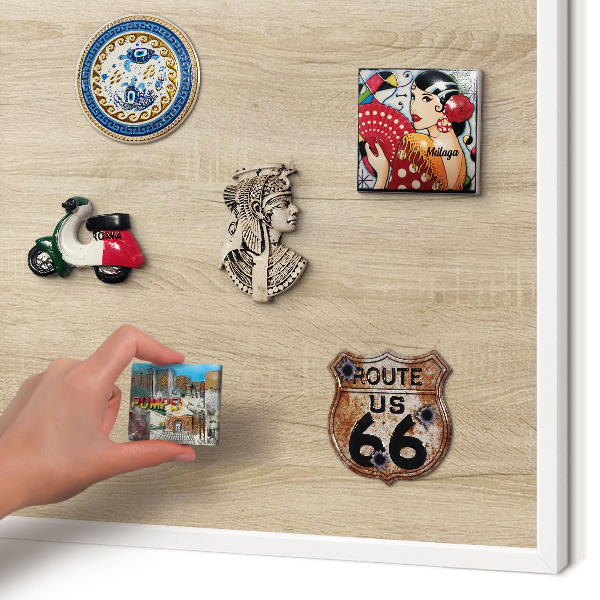 Tablero magnético de pared para imanes con marco blanco Fondo de madera