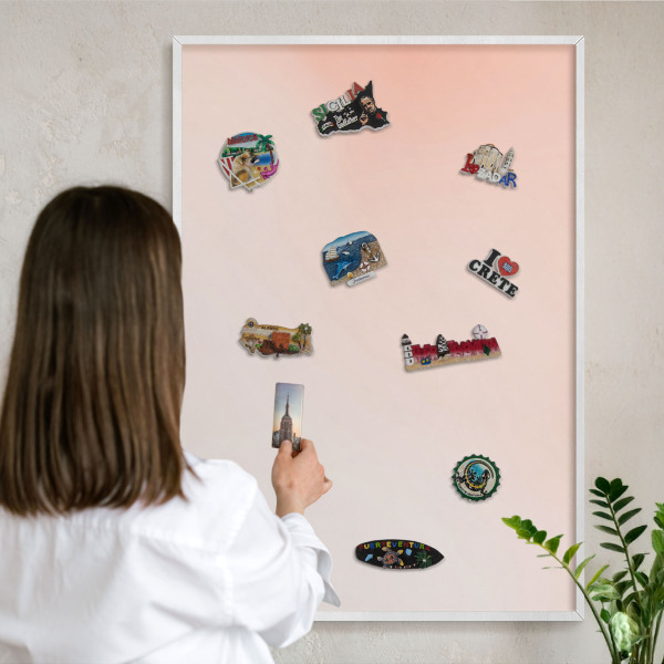 Tablero magnético de pared para imanes con marco blanco Encanto pastel