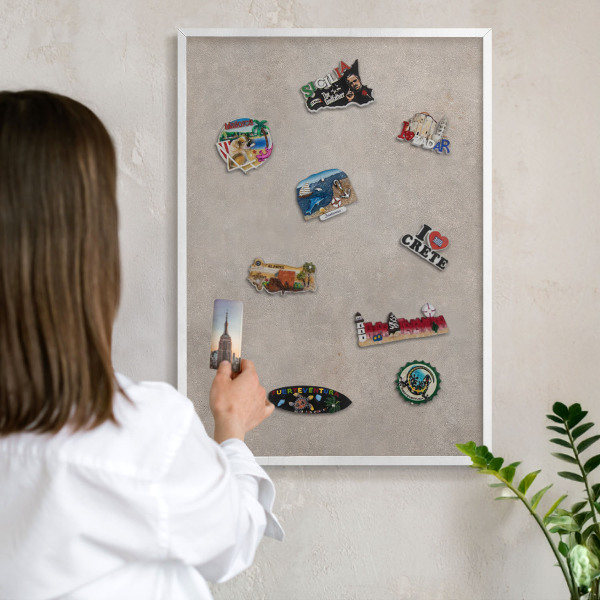 Tablero magnético metálico para souvenirs en color blanco Elegancia neutral