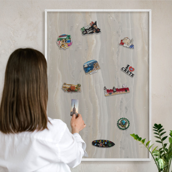 Tablero magnético de pared para imanes con marco blanco Textura de mármol