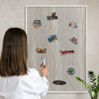 Tablero magnético de pared para imanes con marco blanco Textura de mármol