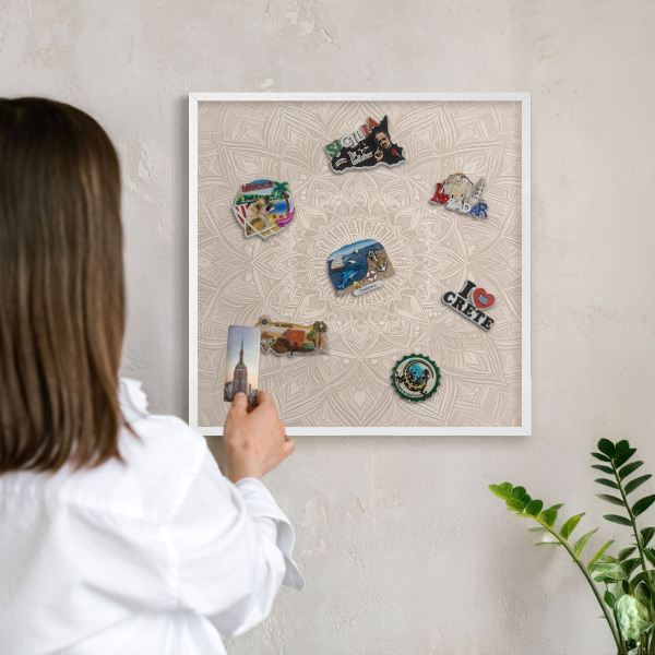 Tablero magnético de pared para imanes con marco blanco Mandala decorativo