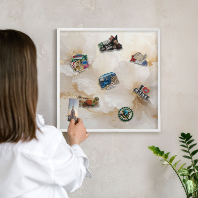 Tablero magnético de pared para imanes con marco blanco Flores en tonos pastel