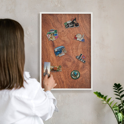Tablero magnético de pared para imanes con marco blanco Veta de madera