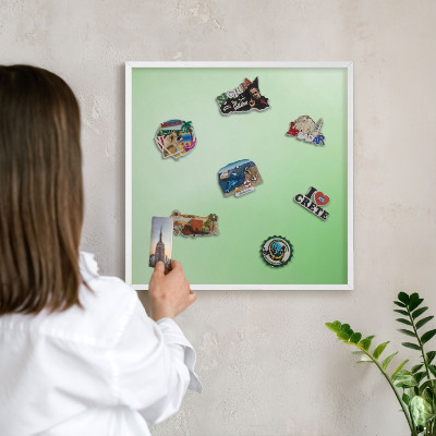Tablero magnético metálico para souvenirs en color blanco Armonía verde