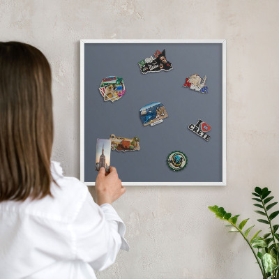 Tablero magnético de pared para imanes con marco blanco Gris frío