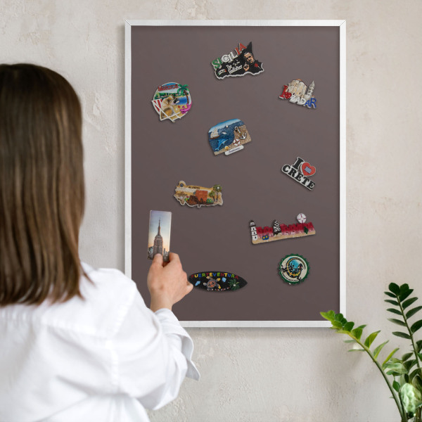 Tablero magnético metálico para souvenirs en color blanco Marrón descolorido