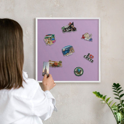 Tablero magnético de pared para imanes con marco blanco Morado claro