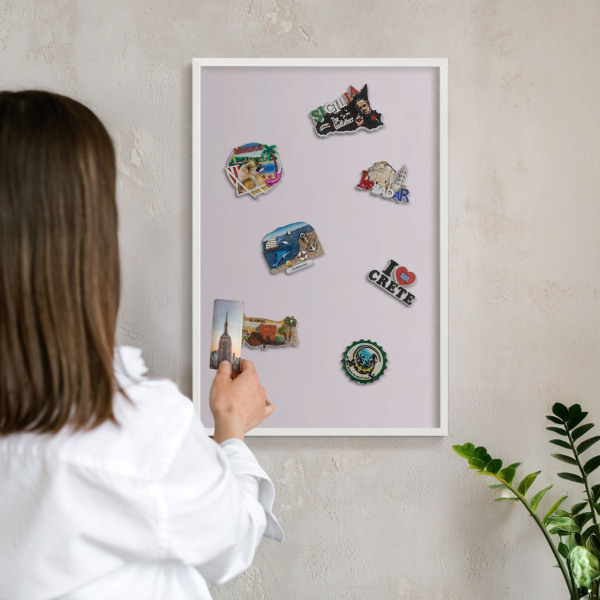 Tablero magnético metálico para souvenirs en color blanco Lila claro