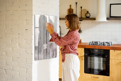 Pizarra magnética de pared con rotulador Un tablero para presentar fotos y notas.