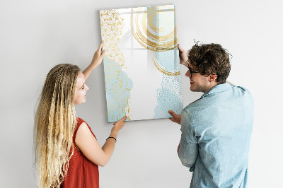 Pizarra magnética de pared con rotulador Un espacio creativo para recuerdos y notas.