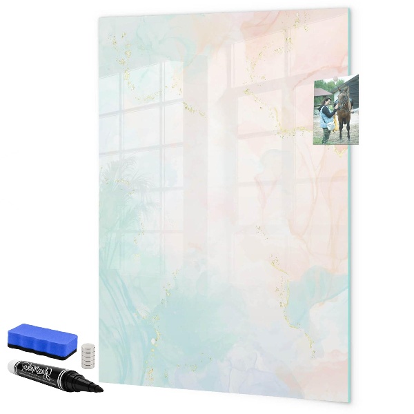 Pizarra borrable de cristal con imanes Un tablero colorido para fotos y notas.