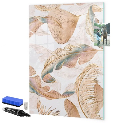 Pizarra magnética de pared con rotulador Un tablero colorido para fotos y notas.