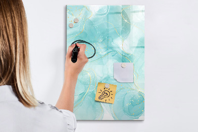 Pizarra magnética de pared con rotulador Un tablero colorido para presentar fotos
