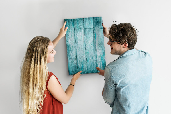 Pizarra magnética de pared con rotulador Un tablero colorido para notas y fotos.
