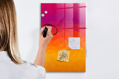 Pizarra borrable de cristal con imanes Un tablero colorido para notas y fotos.