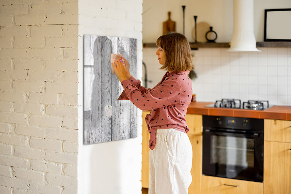 Pizarra magnética de pared con rotulador Un tablero para fijar fotos y notas.