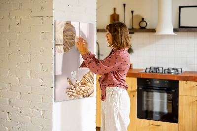 Pizarra magnética de pared con rotulador Un elegante tablero para notas y fotos.