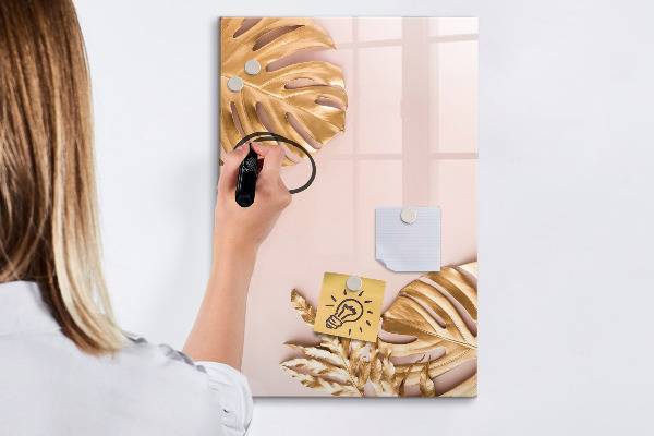 Pizarra magnética de pared con rotulador Un elegante tablero para notas y fotos.