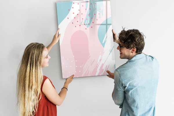 Pizarra magnética de pared con rotulador Un tablero colorido para fotos y notas.