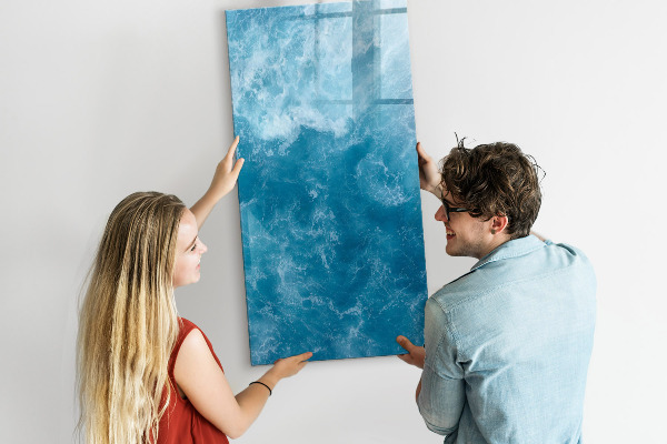 Pizarra magnética de pared con rotulador Un tablero colorido para notas y fotos.