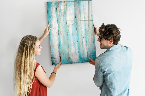Pizarra magnética de pared con rotulador Un tablero colorido para fotos y notas.