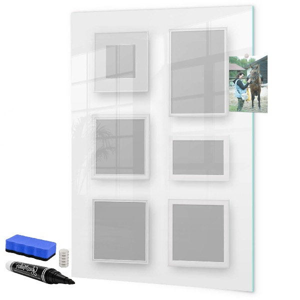 Pizarra borrable de cristal con imanes Un espacio creativo para fotos y notas.