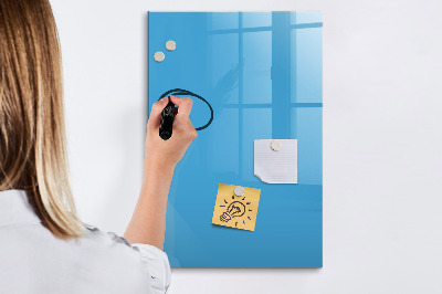 Pizarra magnética de pared con rotulador Un tablero colorido para notas y fotos.