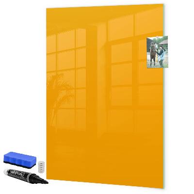 Pizarra magnética de pared con rotulador Un tablero colorido para notas y fotos.