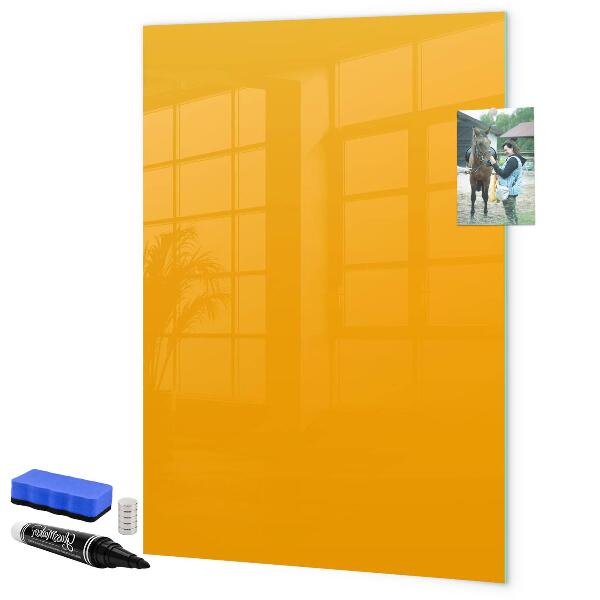 Pizarra magnética de pared con rotulador Un tablero colorido para notas y fotos.