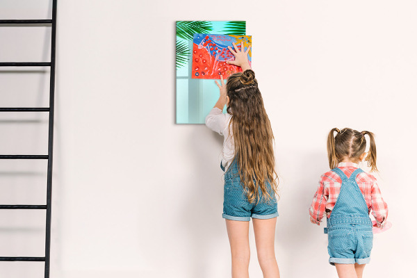 Pizarra magnética de pared con rotulador Hojas verdes y recuerdos en fotos