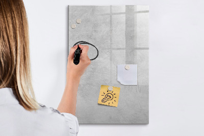 Pizarra magnética de pared con rotulador Un espacio para presentar recuerdos y notas.
