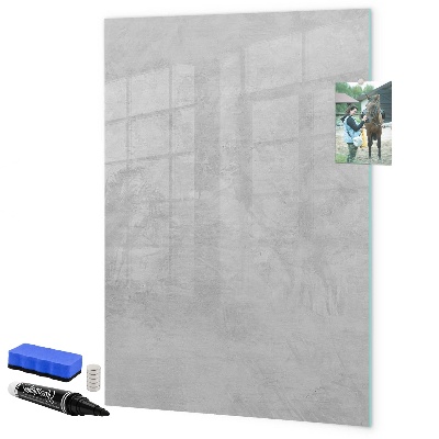 Pizarra magnética de pared con rotulador Un espacio para presentar recuerdos y notas.